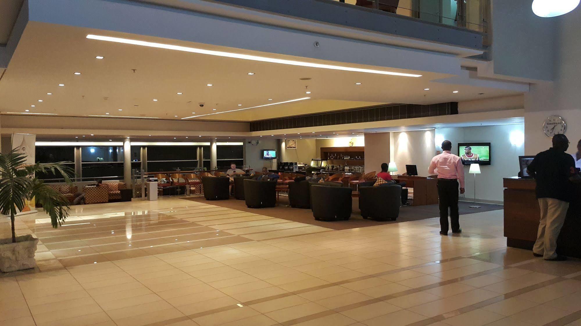Tinapa Lakeside Hotel Calabar Exterior foto